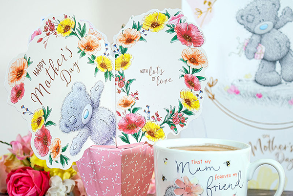 Celebrating Alternative Mother Figures On Mother's Day | Me To You®