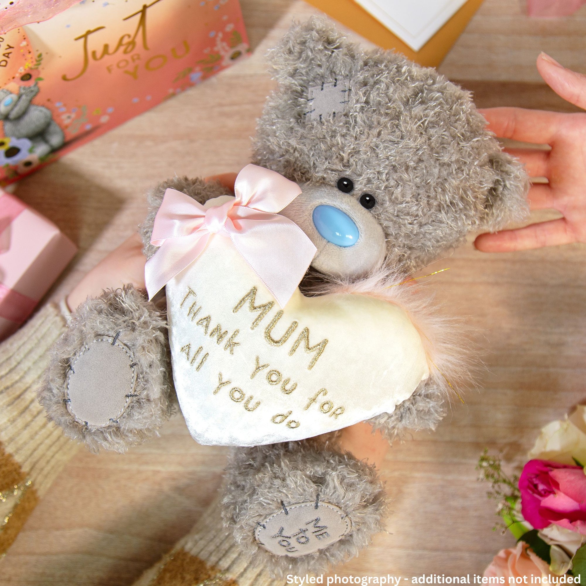 Me to You Tatty Teddy 'Thank You Mum' 21cm Cuddly Plush Bear - Official Mother's Day Gift Collection