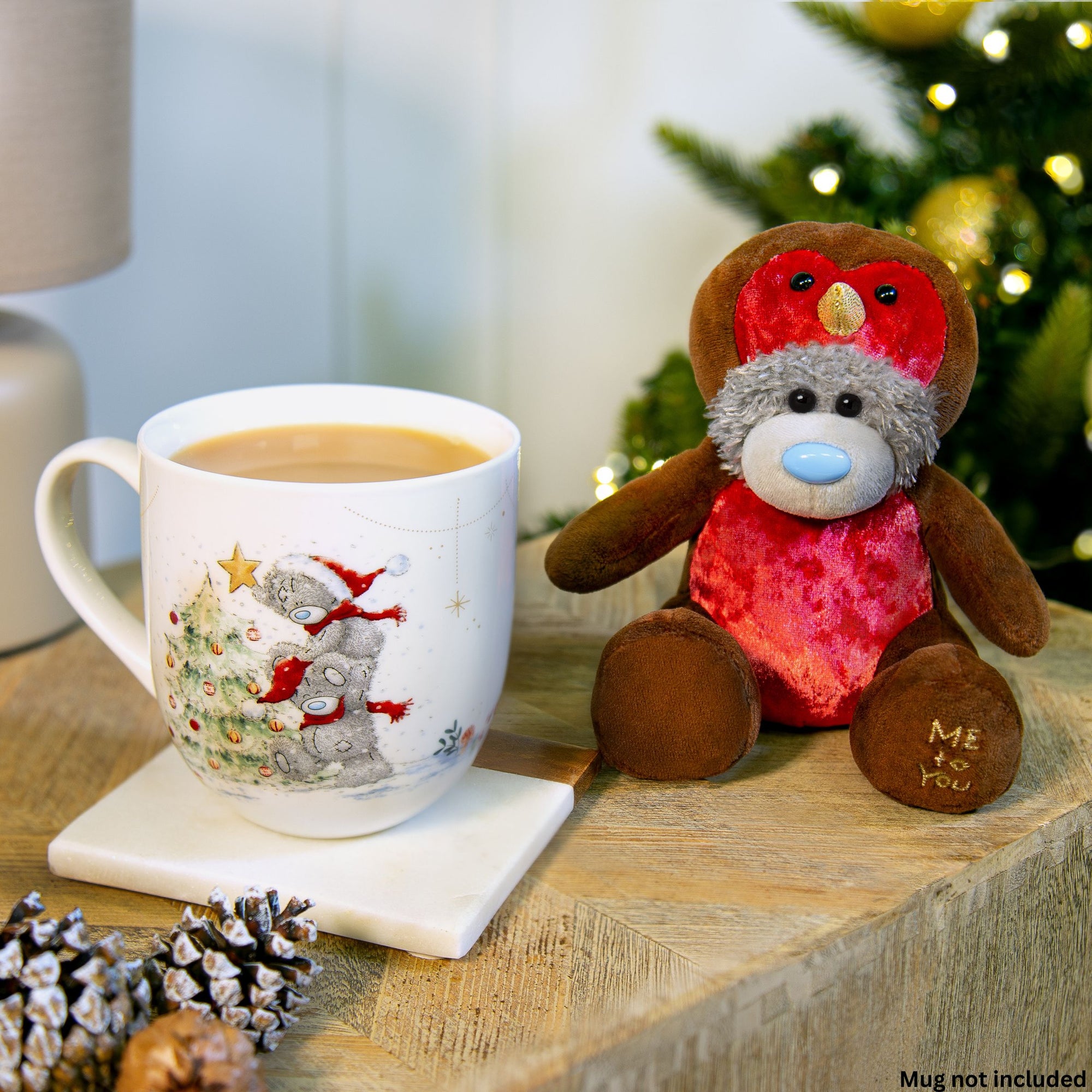 Me to You Tatty Teddy Dressed As A Robin 15cm-High Bear On Luxury Gift Plinth